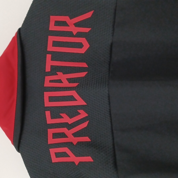 ✨3/$25✨ Adidas Predator Boys Athletic Jacket - L 13-14 - Picture 7 of 10